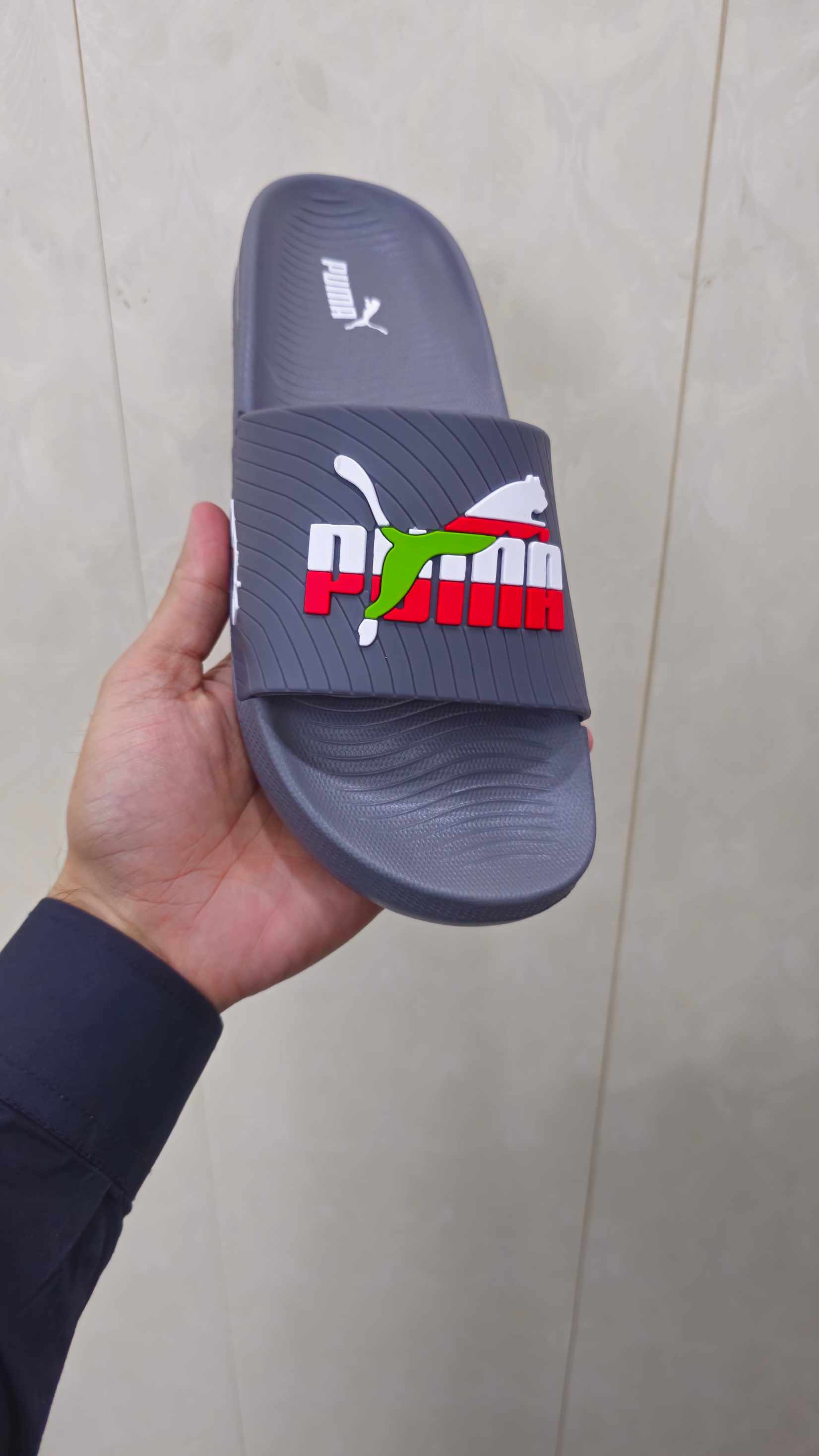 Classic Pu-ma Comfortable Slippers