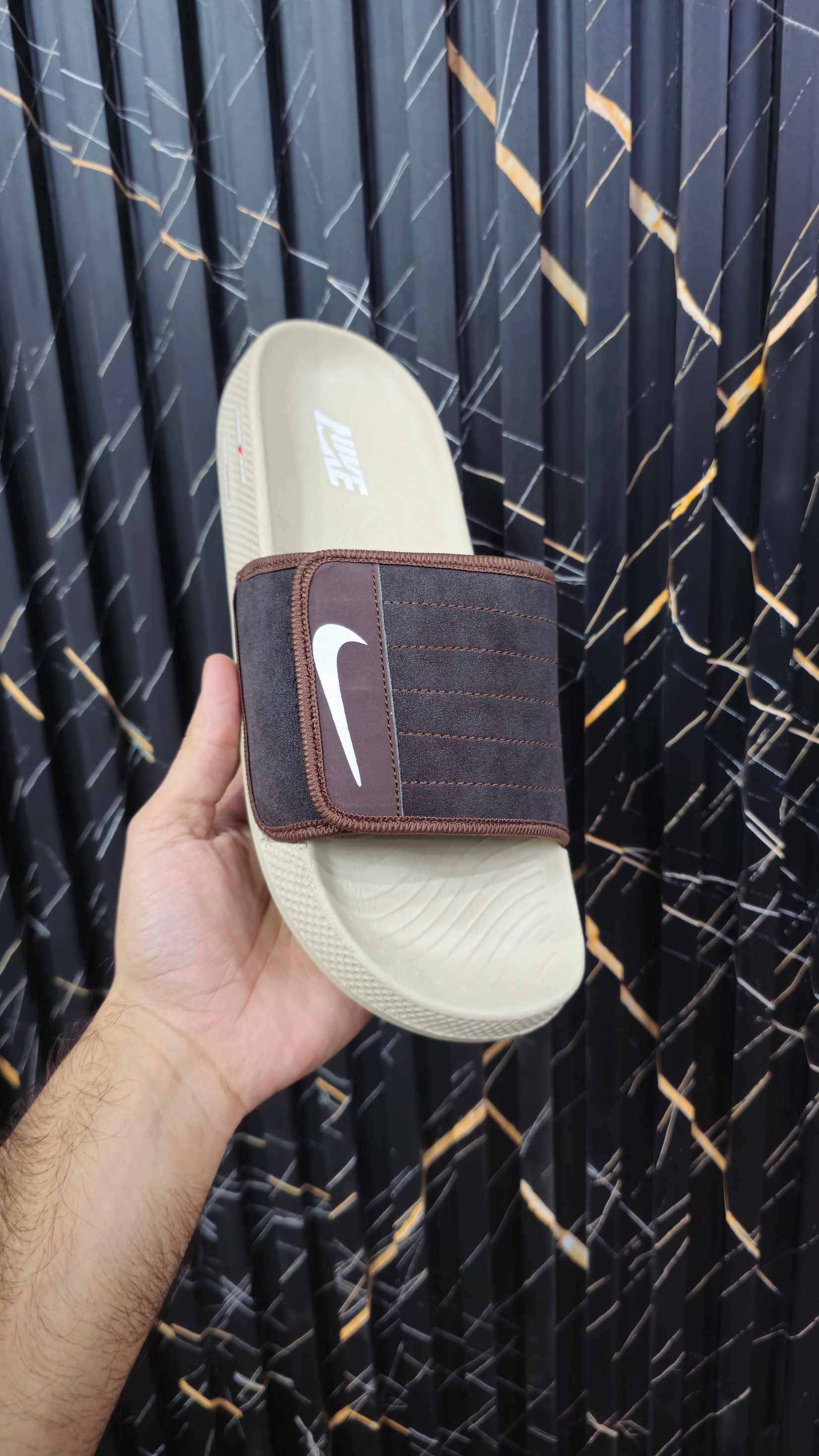 Classic NI-KE Comfortable Slippers