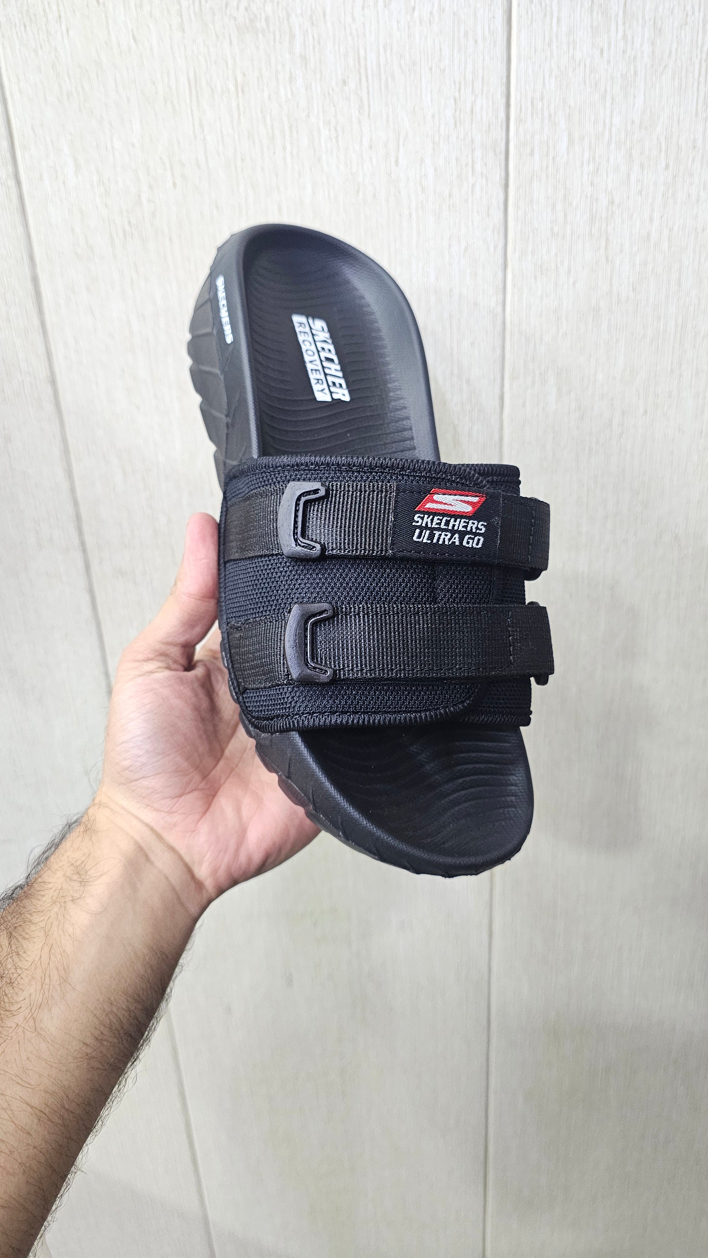 Classic Ske-chers Comfortable Slippers